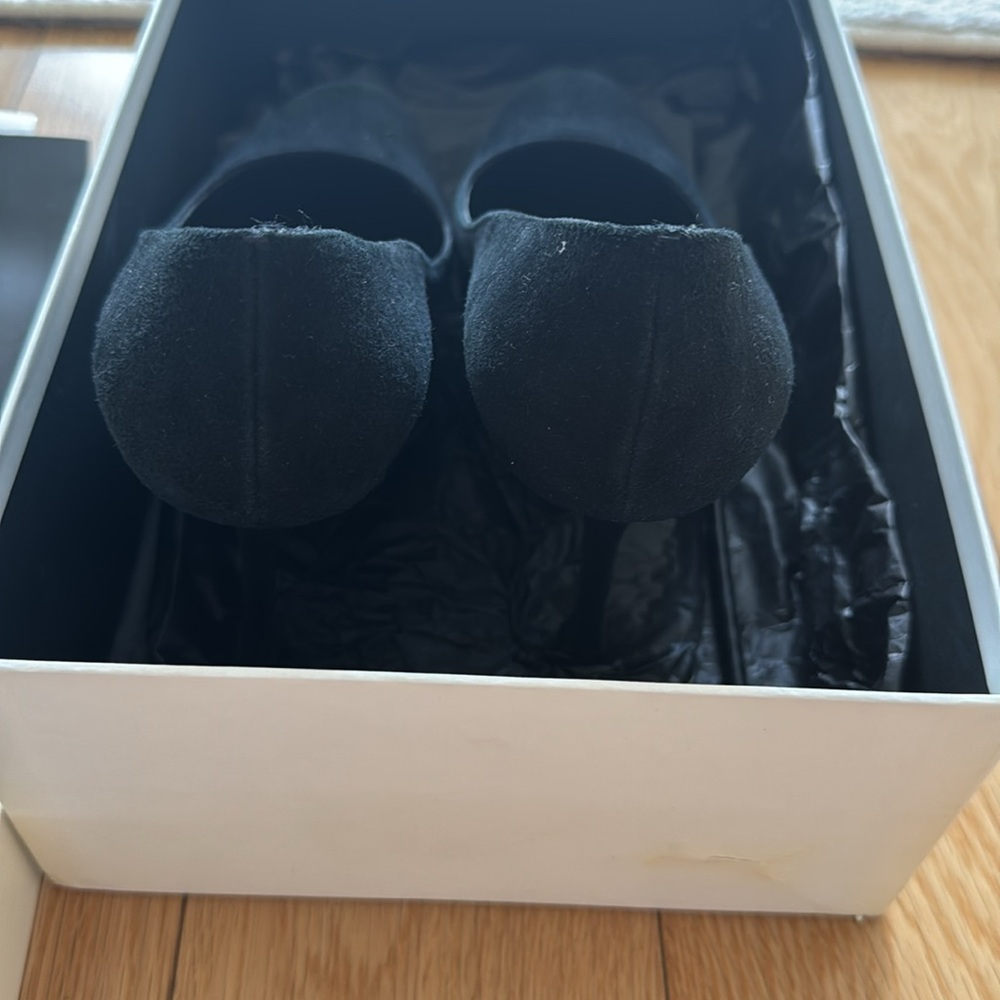 YSL Triboo Black Suede Pumps - Picture 5 of 5